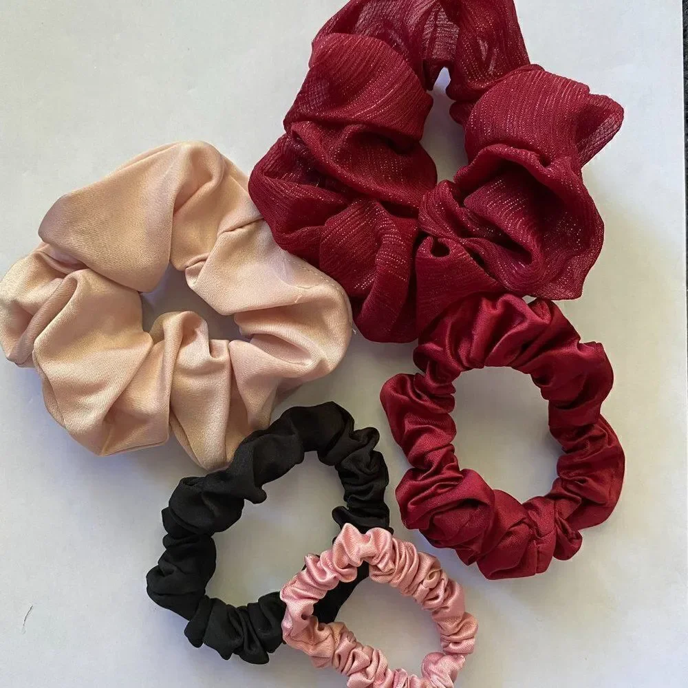Set of 5 Scrunchies - Burgundy Pink